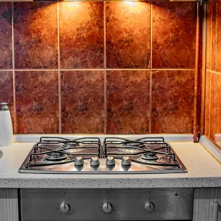 Appartamento Attractive House - 2-level - 2br, 2 Baths, Big Terrace, Private 3-car Yard Parking - By Realtrust Timisoara